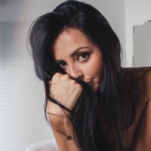 Meet your Posher, Jennyfer